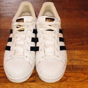 Adidas Superstar Sneakers